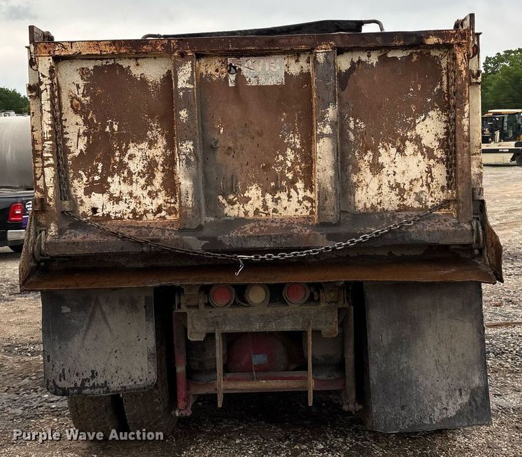 image for item EM2550 2007 Kenworth T600 dump truck