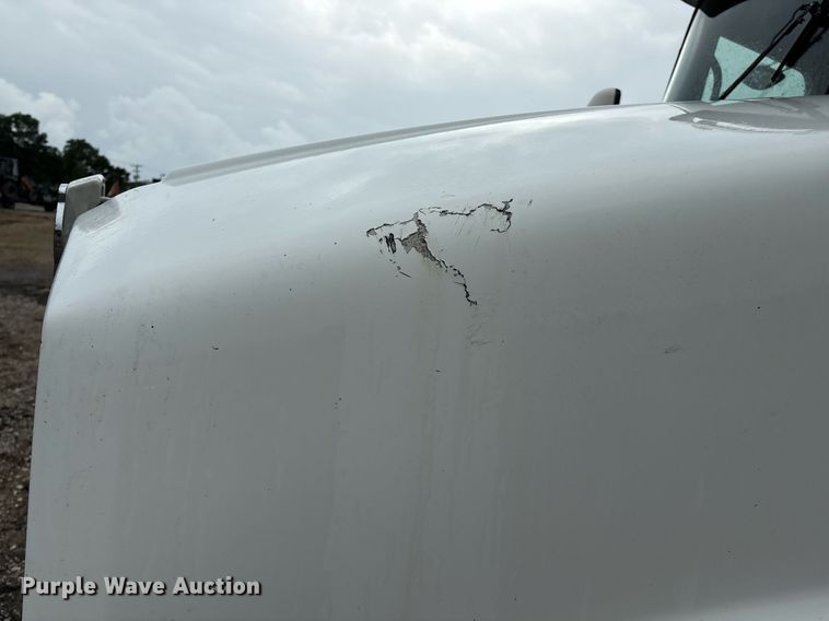 image for item EM2550 2007 Kenworth T600 dump truck