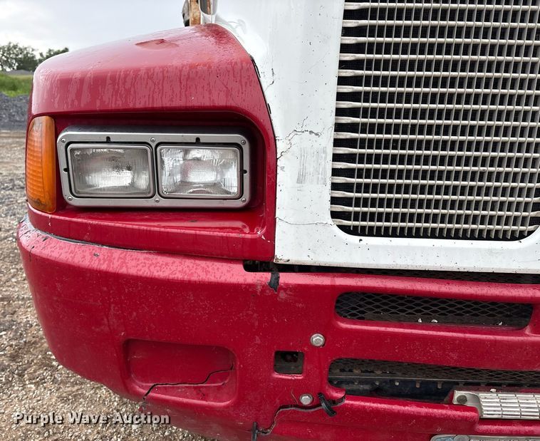 image for item EM2550 2007 Kenworth T600 dump truck