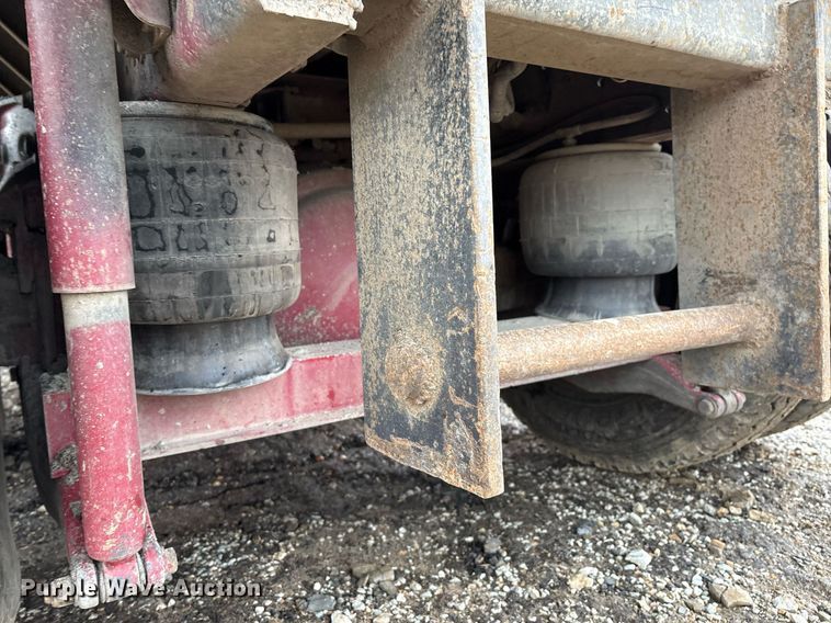 image for item EM2550 2007 Kenworth T600 dump truck