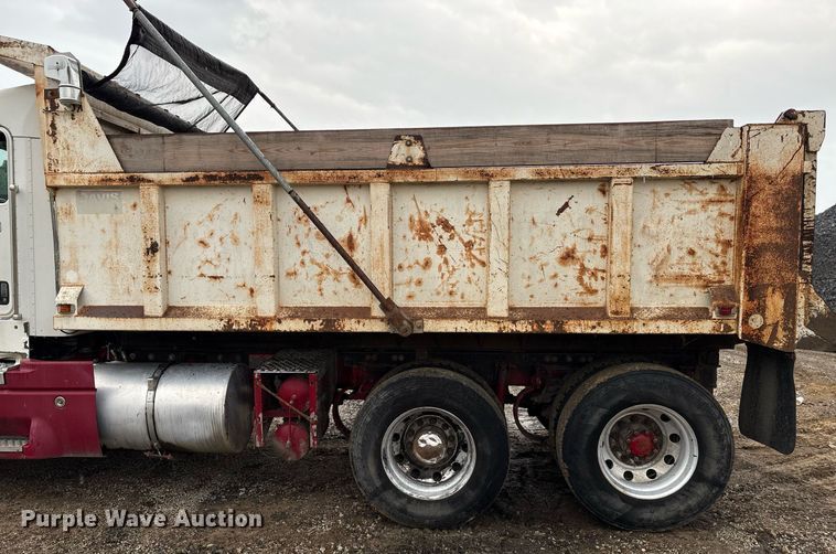 image for item EM2550 2007 Kenworth T600 dump truck