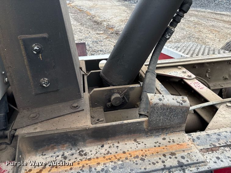 image for item EM2550 2007 Kenworth T600 dump truck