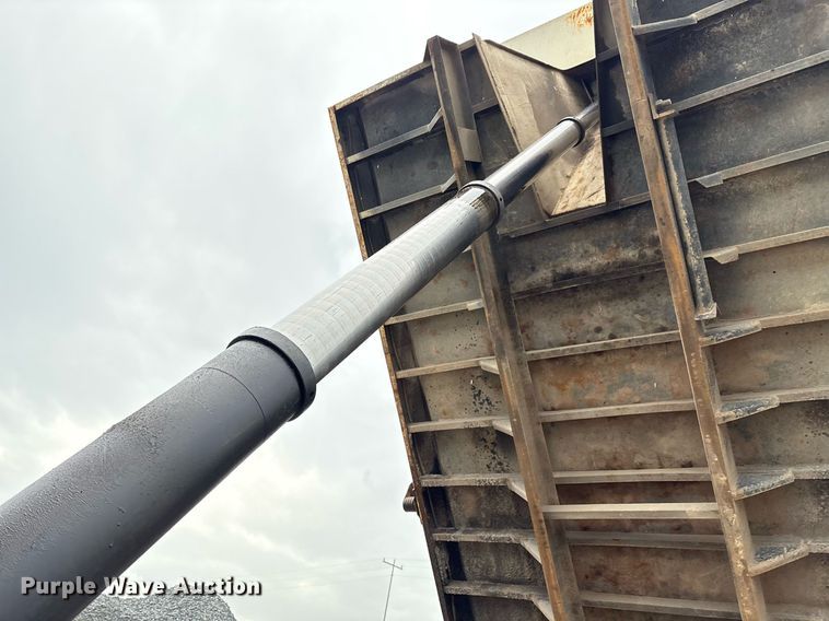 image for item EM2550 2007 Kenworth T600 dump truck