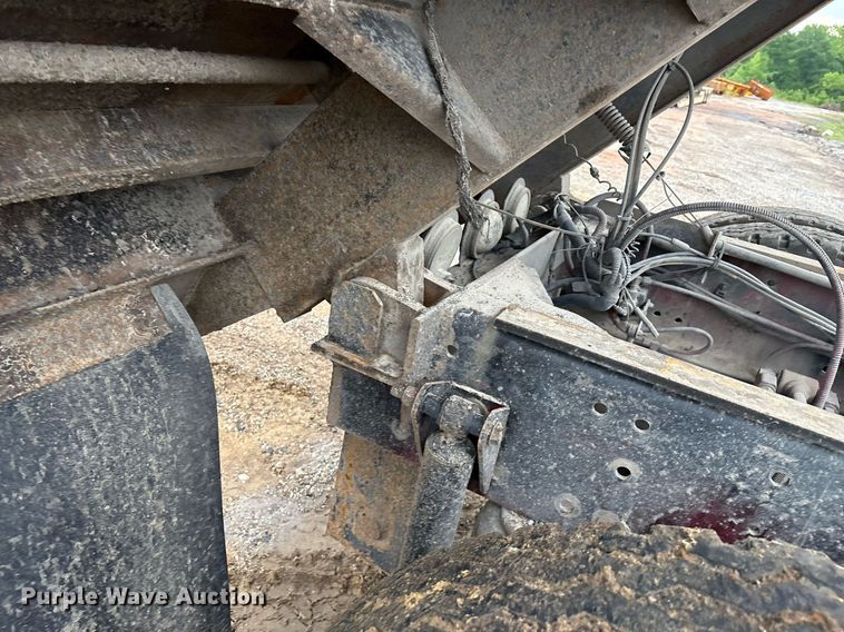 image for item EM2550 2007 Kenworth T600 dump truck