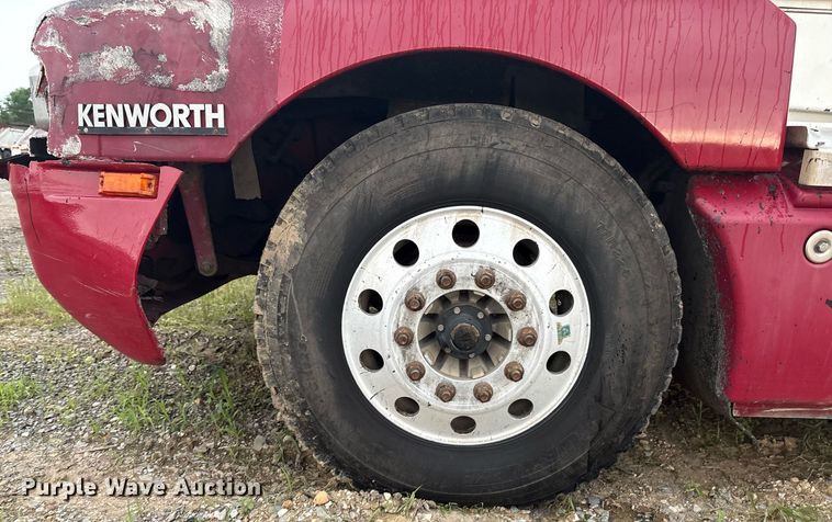 image for item EM2550 2007 Kenworth T600 dump truck