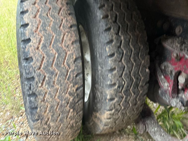 image for item EM2550 2007 Kenworth T600 dump truck