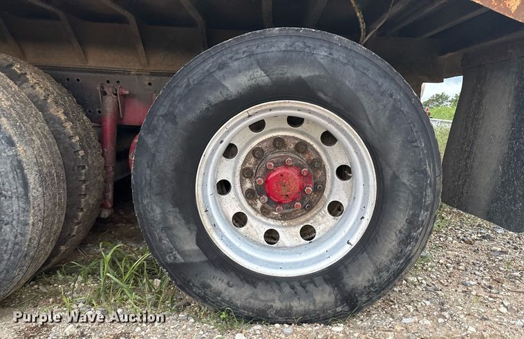 image for item EM2550 2007 Kenworth T600 dump truck