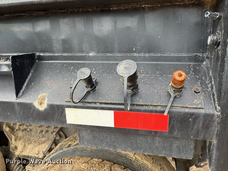 image for item EM2551 2006 International 7400 dump truck