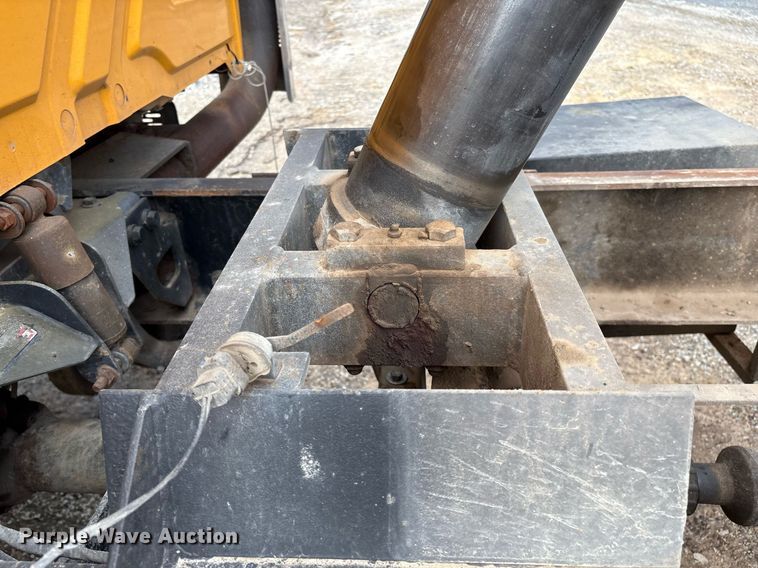 image for item EM2551 2006 International 7400 dump truck