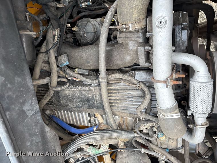 image for item EM2551 2006 International 7400 dump truck