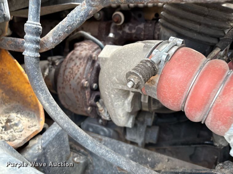 image for item EM2551 2006 International 7400 dump truck