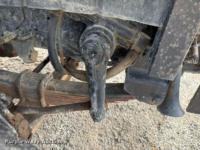 image for item EM2551 2006 International 7400 dump truck