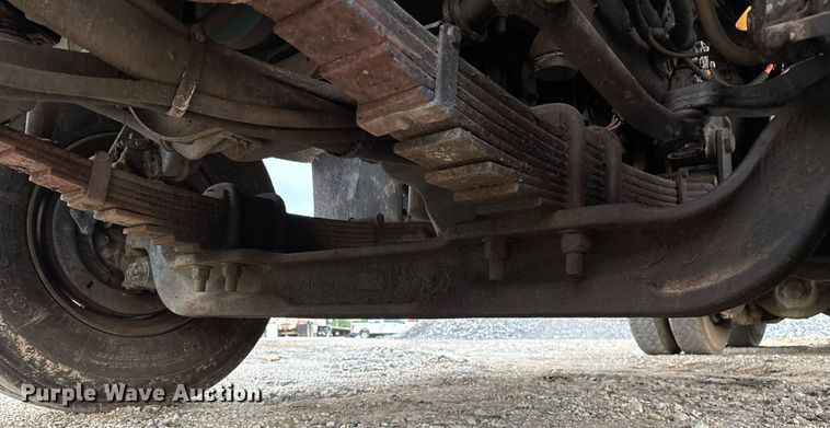 image for item EM2552 2007 International 7400 dump truck