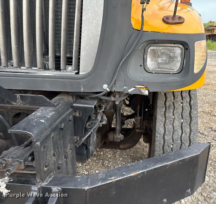 image for item EM2552 2007 International 7400 dump truck