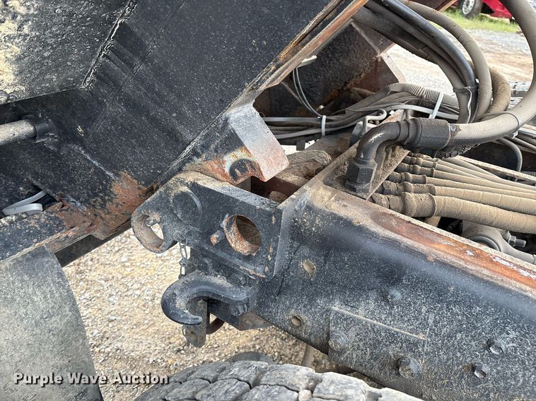 image for item EM2552 2007 International 7400 dump truck