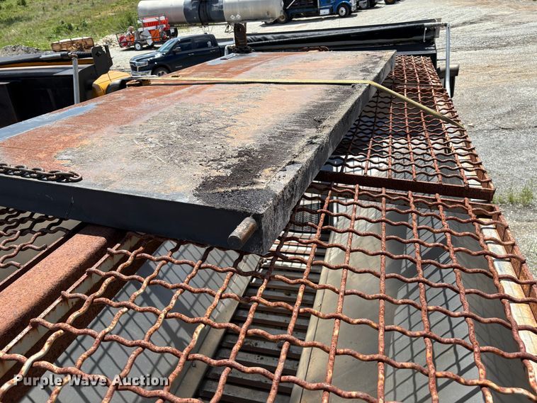 image for item EM2552 2007 International 7400 dump truck