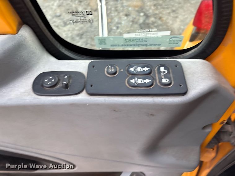 image for item EM2552 2007 International 7400 dump truck