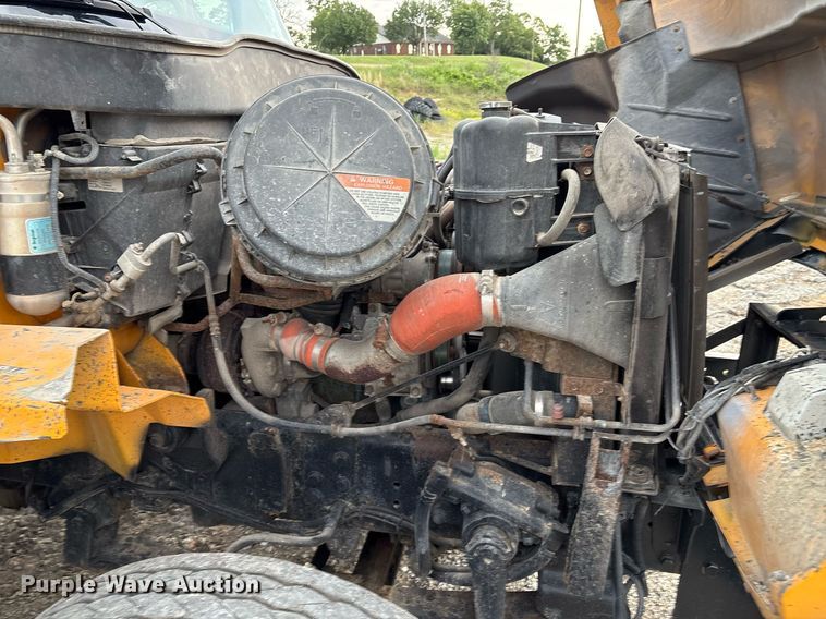 image for item EM2552 2007 International 7400 dump truck