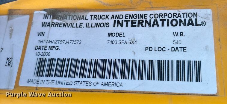 image for item EM2552 2007 International 7400 dump truck