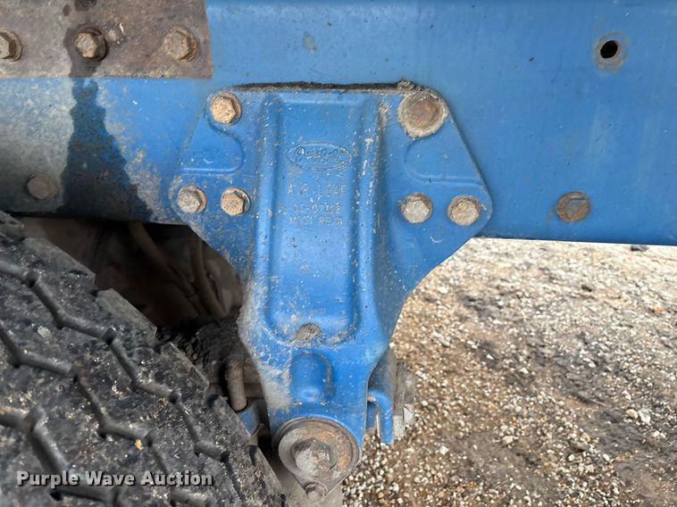 image for item EM2553 2006 Peterbilt 379 dump truck