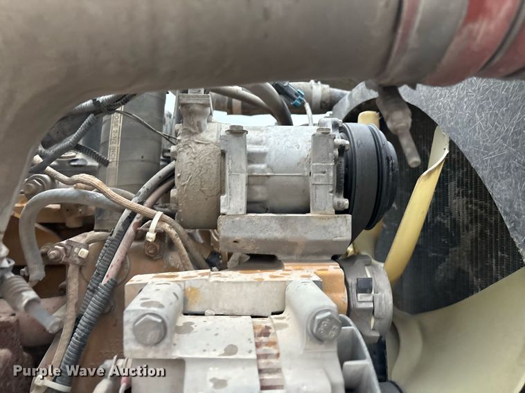 image for item EM2553 2006 Peterbilt 379 dump truck