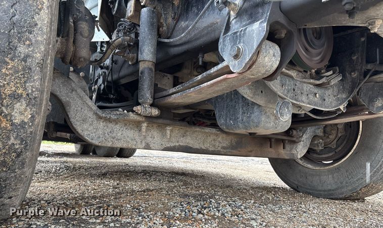 image for item EM2554 2017 International 7400 dump truck