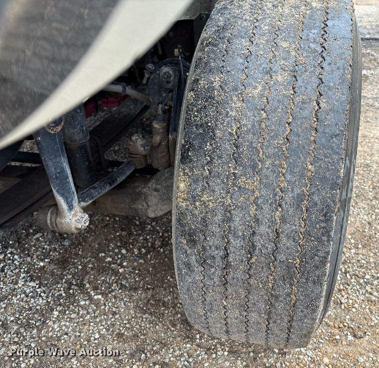 image for item EM2554 2017 International 7400 dump truck