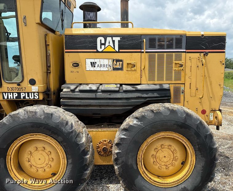 image for item EM2555 2004 Caterpillar 12H VHP Plus motor grader
