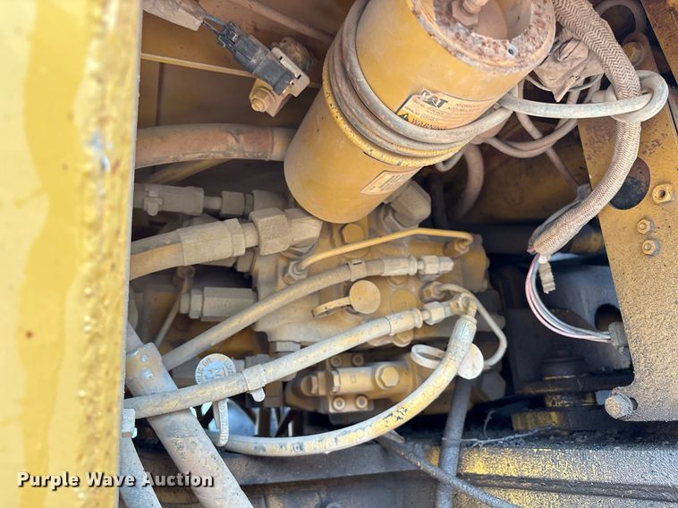 image for item EM2555 2004 Caterpillar 12H VHP Plus motor grader