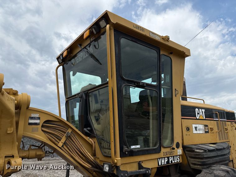 image for item EM2555 2004 Caterpillar 12H VHP Plus motor grader