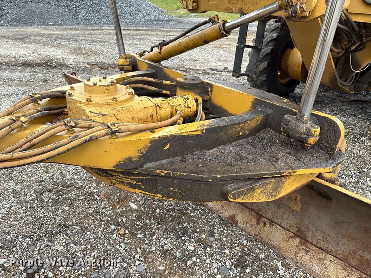 image for item EM2555 2004 Caterpillar 12H VHP Plus motor grader