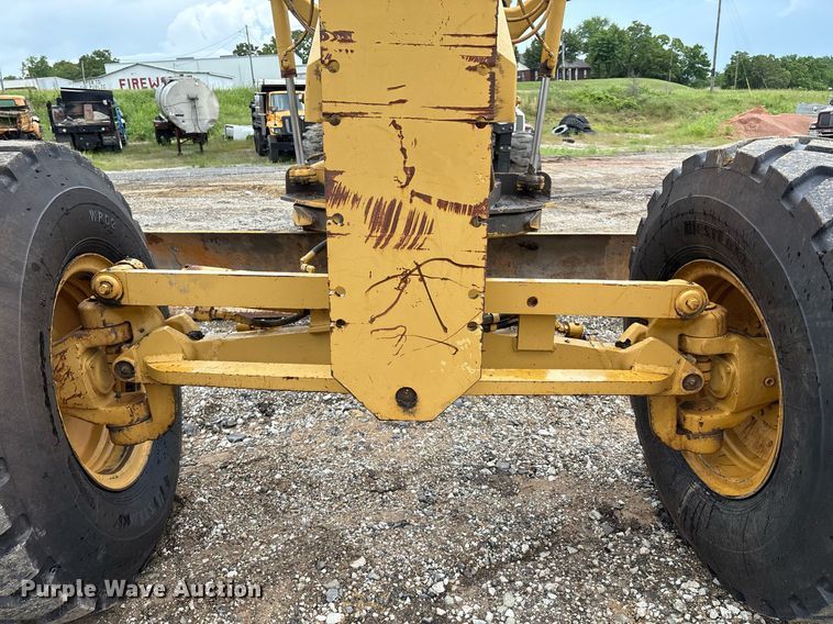 image for item EM2555 2004 Caterpillar 12H VHP Plus motor grader