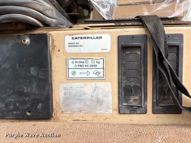 image for item EM2555 2004 Caterpillar 12H VHP Plus motor grader