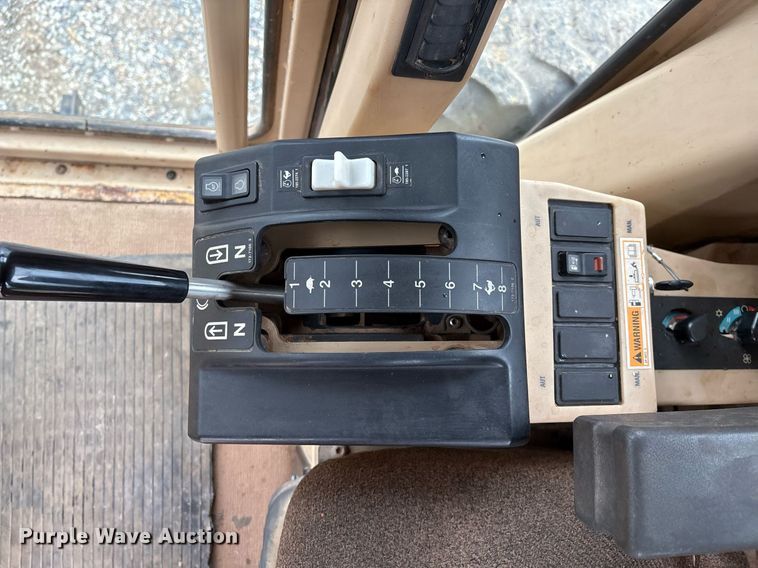 image for item EM2555 2004 Caterpillar 12H VHP Plus motor grader