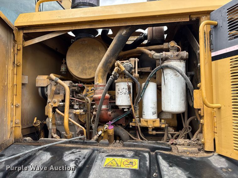 image for item EM2555 2004 Caterpillar 12H VHP Plus motor grader