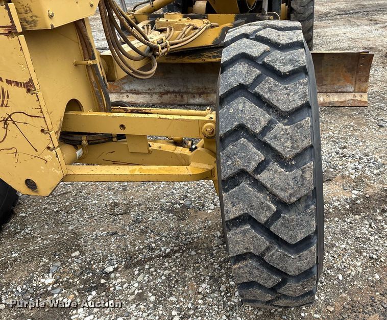 image for item EM2555 2004 Caterpillar 12H VHP Plus motor grader