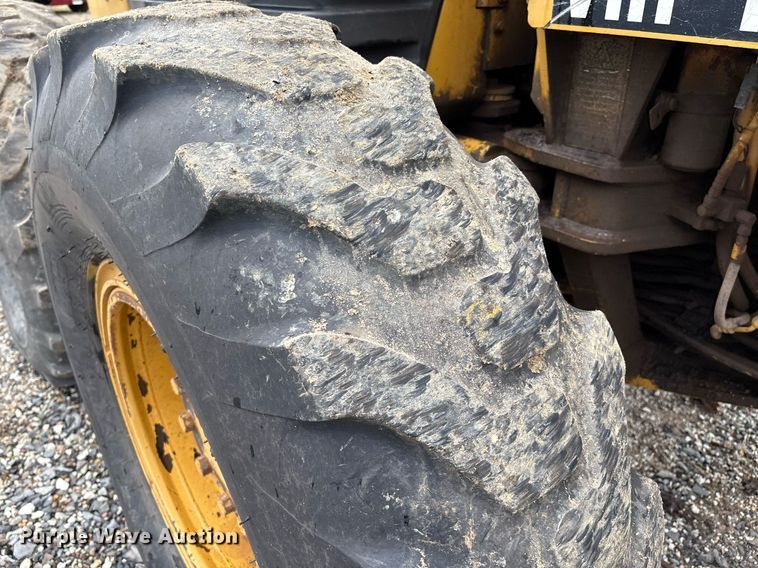 image for item EM2555 2004 Caterpillar 12H VHP Plus motor grader