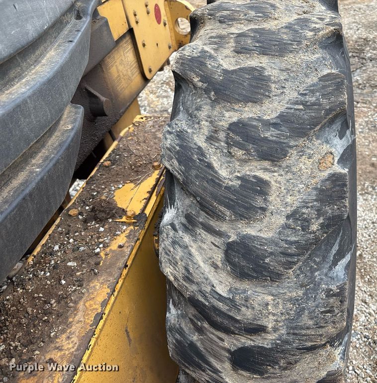 image for item EM2555 2004 Caterpillar 12H VHP Plus motor grader