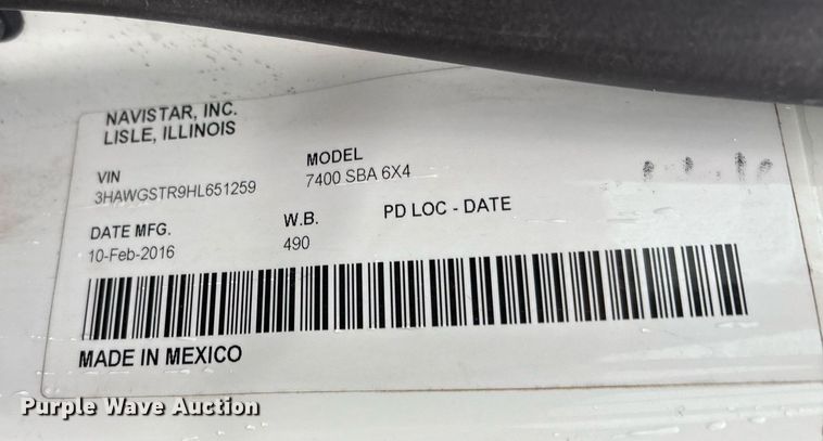 image for item EM2556 2017 International 7400 dump truck