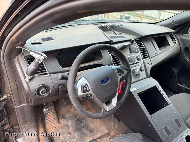 image for item EM2584 2013 Ford Taurus Police Interceptor 