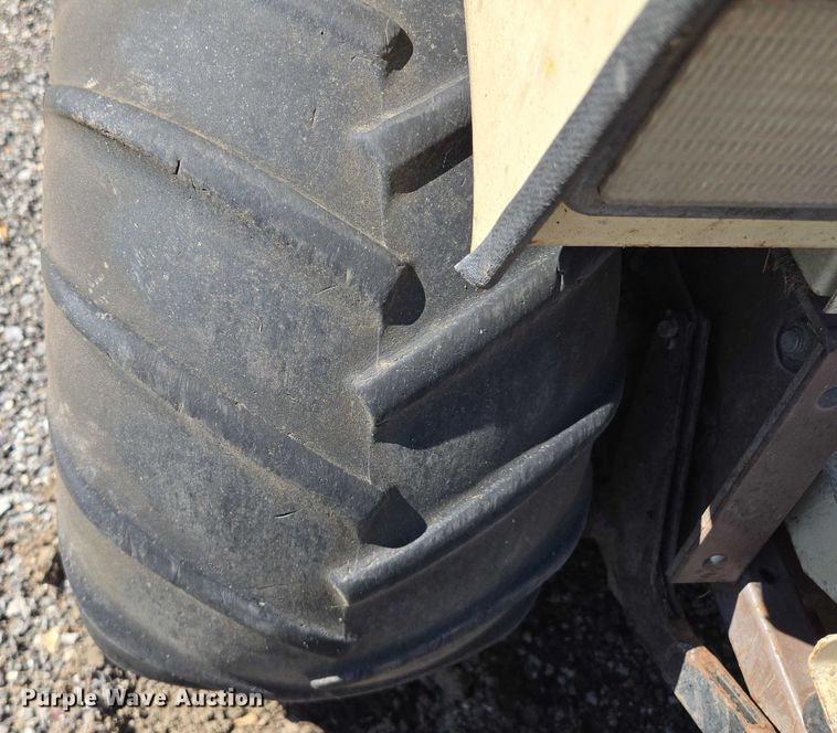 image for item EM7362 Grasshopper 725 ZTR lawn mower