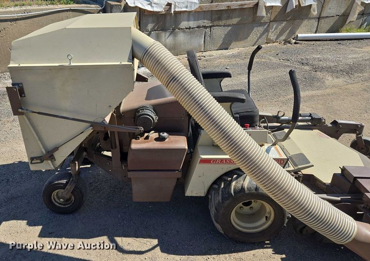 image for item EM7363 Grasshopper 722D ZTR lawn mower