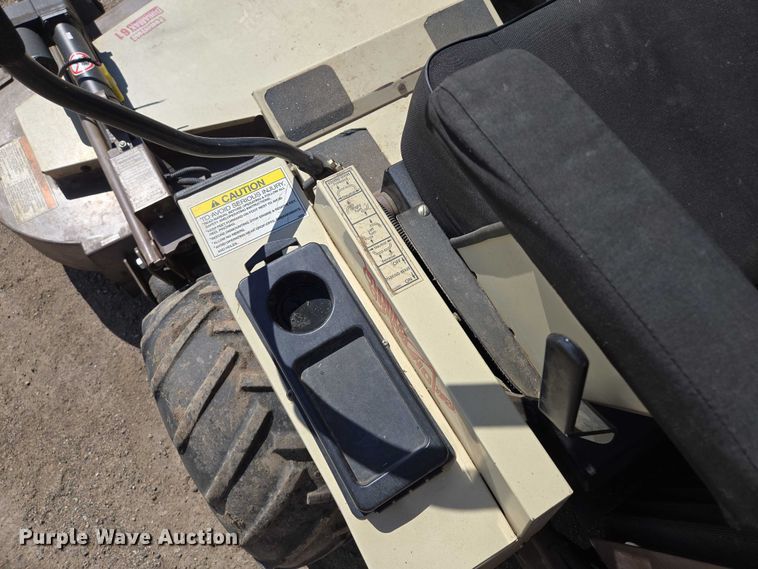 image for item EM7363 Grasshopper 722D ZTR lawn mower