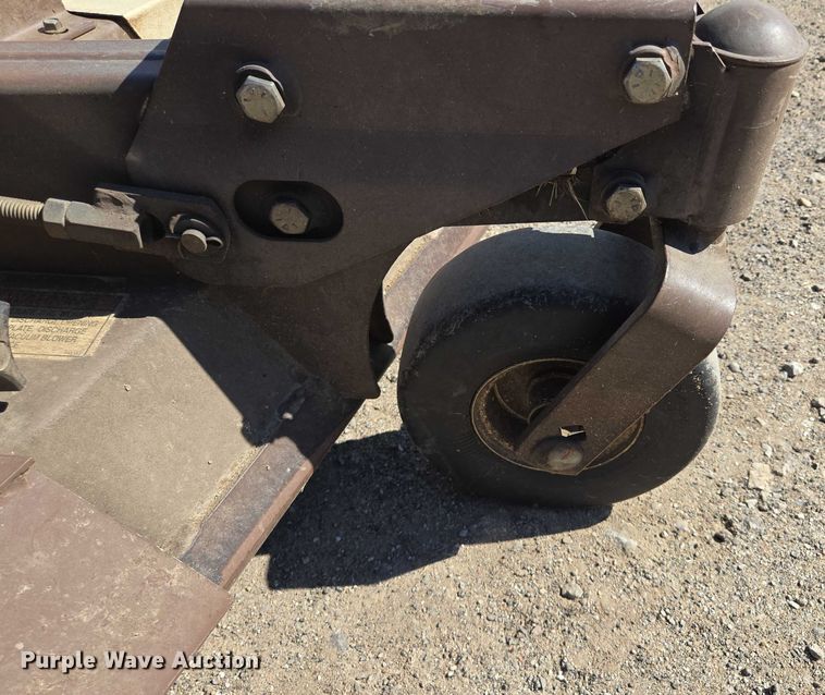 image for item EM7363 Grasshopper 722D ZTR lawn mower