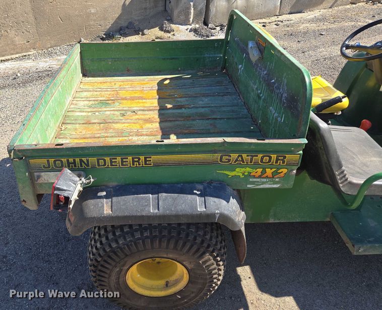 image for item EM7364 2009 John Deere Gator utility vehicle