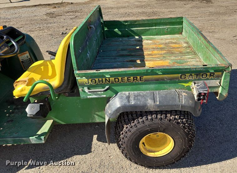 image for item EM7364 2009 John Deere Gator utility vehicle