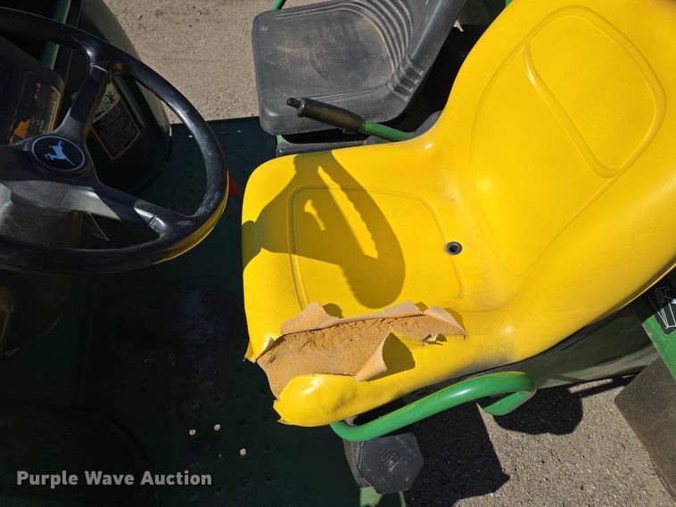 image for item EM7364 2009 John Deere Gator utility vehicle