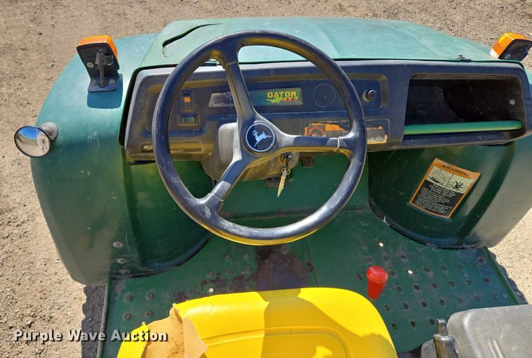 image for item EM7364 2009 John Deere Gator utility vehicle
