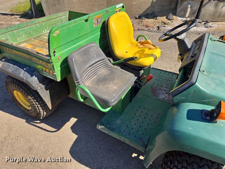 image for item EM7364 2009 John Deere Gator utility vehicle