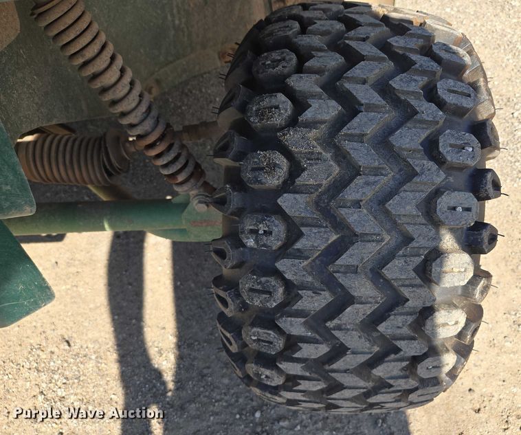 image for item EM7364 2009 John Deere Gator utility vehicle